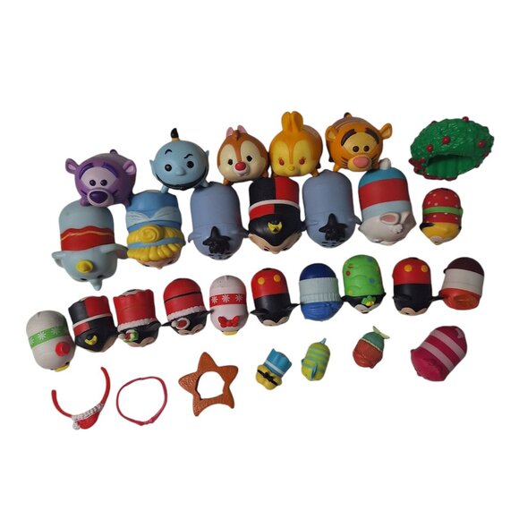 Disney Tsum Tsum Mini Figures Mickey Minnie Alice Chip Dale Mixed Holidays - Picture 8 of 9